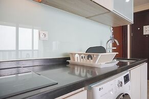 Modern And Elegant 2Br At Menteng Park Apartment