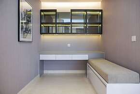 Elegant 2Br Apartment With Private Lift At The Kencana Residence