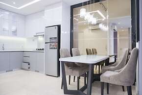 Elegant 2Br Apartment With Private Lift At The Kencana Residence
