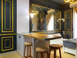Nice And Comfort 2Br At Transpark Cibubur Apartment