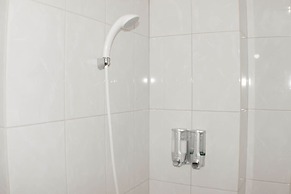 Comfort Living 3Br At Springlake Summarecon Bekasi Apartment