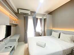 Modern Look Studio At Transpark Cibubur Apartment