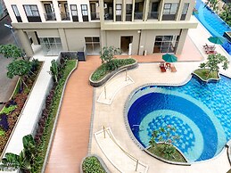 Modern Look Studio At Transpark Cibubur Apartment