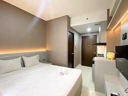 Modern Look Studio At Transpark Cibubur Apartment