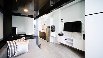 Cozy Living Studio At Bale Hinggil Apartment