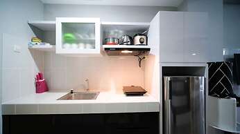 Cozy Living Studio At Bale Hinggil Apartment