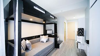 Cozy Living Studio At Bale Hinggil Apartment