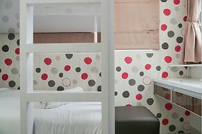 Strategic Location 2Br Apartment Signature Park Grande