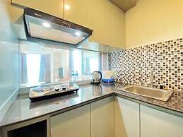 Modern Studio Room Apartment At Tamansari La Grande