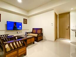 Modern Look 2Br At Meikarta Apartment