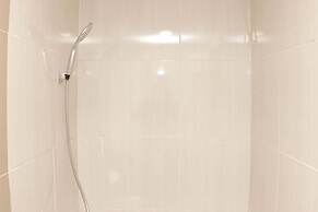 Minimalist And Cozy 3Br At Meikarta Apartment