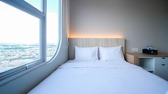 New And Modern Studio At The City Square Apartment