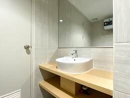 Comfort And Simply Design Studio At Vasanta Innopark Apartment