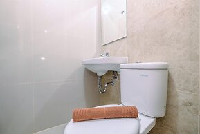 Nice And Cozy Studio At Transpark Cibubur Apartment