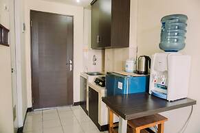 Comfort And Homey Studio At Sunter Park View Apartment