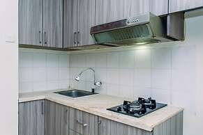 Nice And Comfort Studio At Great Western Resort Apartment