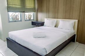 Nice And Comfort Studio At Great Western Resort Apartment