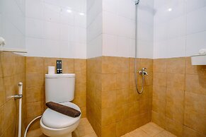 Great Choice And Cozy 2Br At Green Pramuka City Apartment