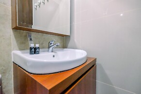 Restful And Minimalist Studio Transpark Cibubur Apartment