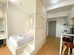 Homey And Elegant Studio Vasanta Innopark Apartment