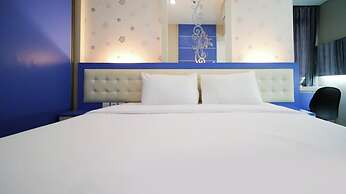 Strategic And Comfy 2Br Apartment At Trillium Residence