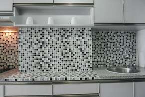 Beautiful Studio At Tamansari The Hive Apartment