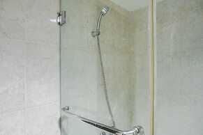 Beautiful Studio At Tamansari The Hive Apartment