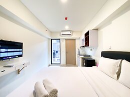Homey And Simply Look Studio Meikarta Apartment