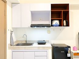 Homey And Simply Look Studio Meikarta Apartment