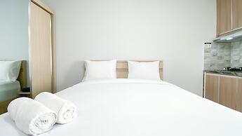 Cozy Living And Homey Studio Room Cinere Resort Apartment