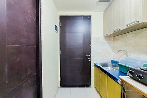 Cozy And Minimalist Studio Great Western Apartment