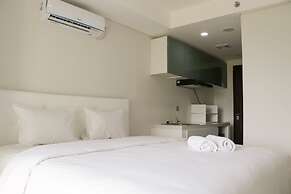 Elegant And Comfy Studio At Daan Mogot City Apartment