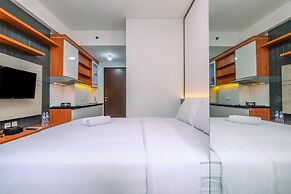 Simply And Comfort Design Studio Room At Transpark Cibubur Apartment