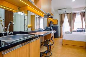 Comfort And Best Deal Studio Room Transpark Cibubur Apartment