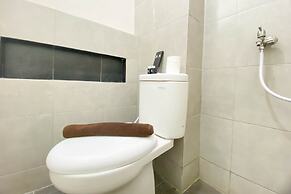 Good Deal And Comfy Studio At Bassura City Apartment