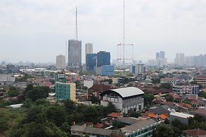 Comfort And Minimalist Studio At Belmont Residence Puri Apartment