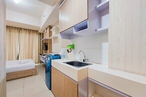 Simply Look And Comfort Studio Tree Park City Bsd Apartment