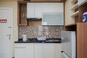 Comfortable And Homey 1Br Apartment At Silkwood Residences