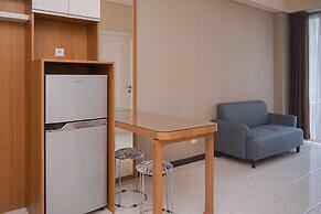 Comfortable And Homey 1Br Apartment At Silkwood Residences