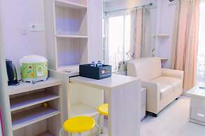 Elegant And Modern 2Br At Sunter Park View Apartment