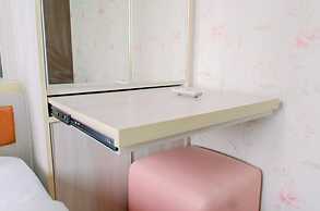 Elegant And Modern 2Br At Sunter Park View Apartment