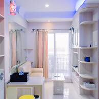 Elegant And Modern 2Br At Sunter Park View Apartment