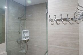 Vibrant Luxurious 1Br Apartment At La Riz Supermall Mansion