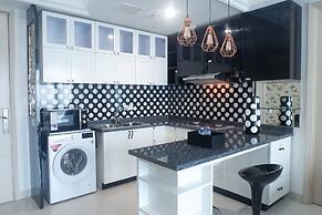 Vibrant Luxurious 1Br Apartment At La Riz Supermall Mansion