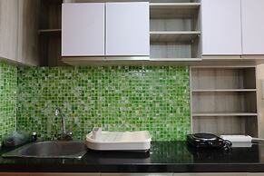 Modern Designed And Strategic Studio Room At Beverly Dago Apartment