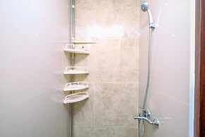 Cozy And Homey Studio Room Transpark Cibubur Apartment