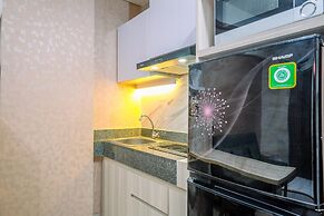 Comfy And Modern 2Br At Transpark Cibubur Apartment