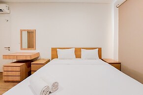 Fancy And Nice 2Br At Lloyd Alam Sutera Apartment