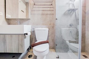 Fancy And Nice 2Br At Lloyd Alam Sutera Apartment