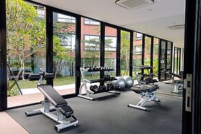 Fancy And Nice 2Br At Lloyd Alam Sutera Apartment